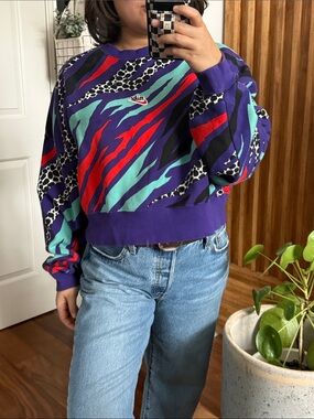 NIKE Sportwear Airloom Oversized  Fleece Sweatshirt in Court Purple. S